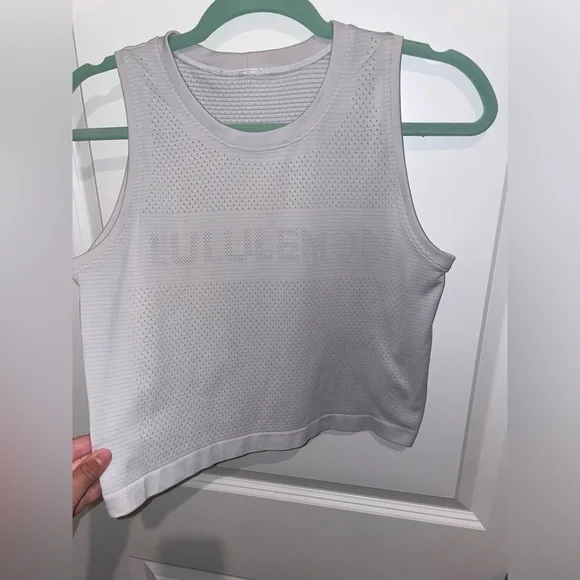 Lululemon Breeze by Muscle Cropped Tank - Picture 2 of 5